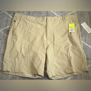 All in Motion Men’s khaki golf shorts - size 40 - NWT light stretch material